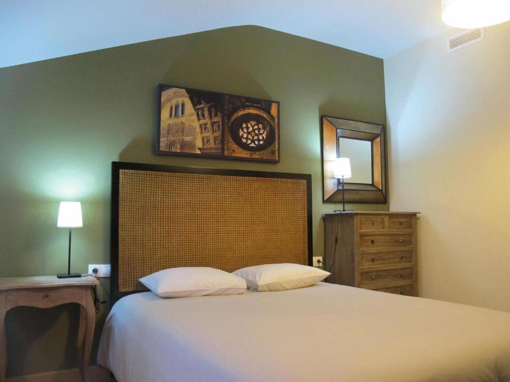 Apartamentos Alcazar De บาเอซา ภายนอก รูปภาพ